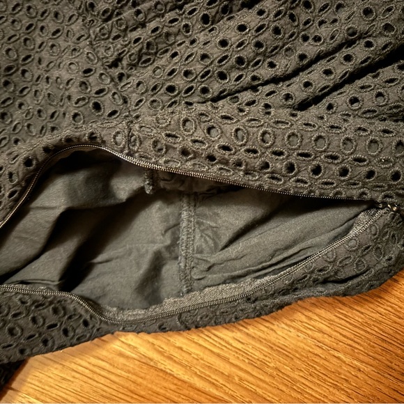 Excellent condition Banana Republic black fit and flare eyelet dress with liner. - Picture 6 of 9